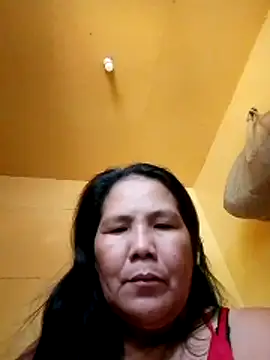 milagrose rose online show from December 5, 2025, 1:58 am