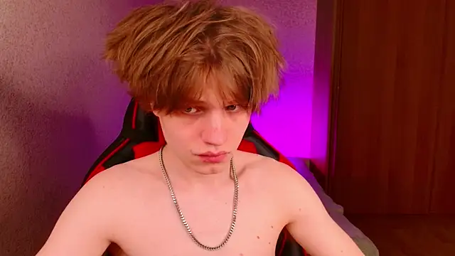 jeffreyue online show from October 20, 2025, 2:39 pm