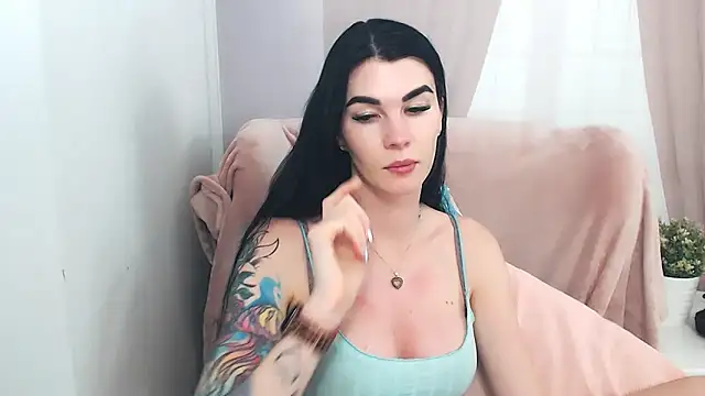 SofiiaBeauty online show from May 31, 2026, 5:09 pm