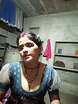 Snapshot of Hotty_ruvi chatting on June 23, 2026, 5:44 pm Hotty ruvi online show from June 23, 2026, 5:44 pm
