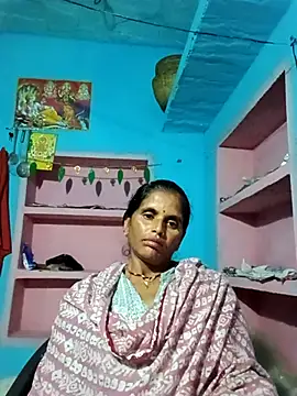 Snapshot of Mohni_cute chatting on October 29, 2025, 1:13 pm Mohni cute online show from October 29, 2025, 1:13 pm