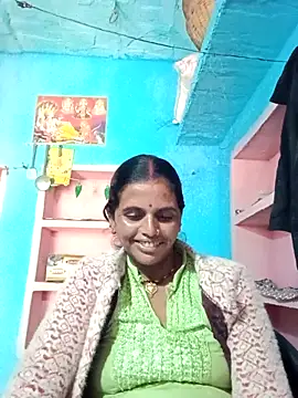 Snapshot of Mohni_cute chatting on November 20, 2025, 4:12 am Mohni cute online show from November 20, 2025, 4:12 am