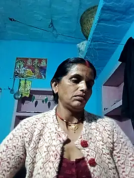 Snapshot of Mohni_cute chatting on November 21, 2025, 1:10 pm Mohni cute online show from November 21, 2025, 1:10 pm