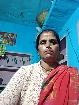 Snapshot of Mohni_cute chatting on November 25, 2025, 1:33 pm Mohni cute online show from November 25, 2025, 1:33 pm