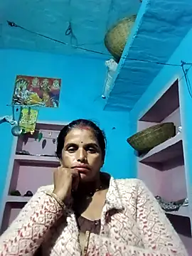 Snapshot of Mohni_cute chatting on November 27, 2025, 3:36 pm Mohni cute online show from November 27, 2025, 3:36 pm