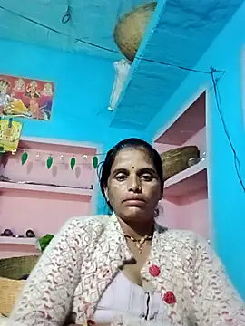 Snapshot of Mohni_cute chatting on November 30, 2025, 2:04 am Mohni cute online show from November 30, 2025, 2:04 am