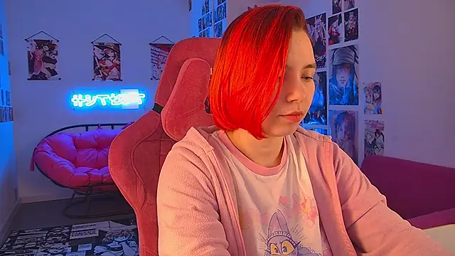 Snapshot of MarcelineChi chatting on February 13, 2026, 5:14 am MarcelineChi online show from February 13, 2026, 5:14 am