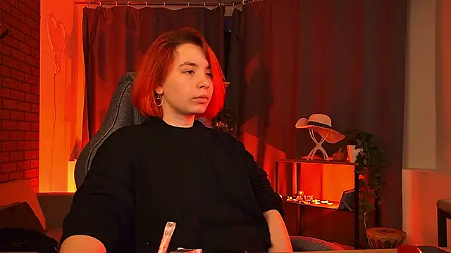 Snapshot of MarcelineChi chatting on February 24, 2026, 5:05 am MarcelineChi online show from February 24, 2026, 5:05 am