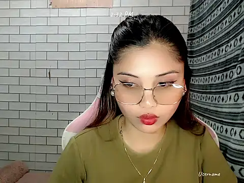 pinay old lover online show from November 10, 2025, 6:34 am