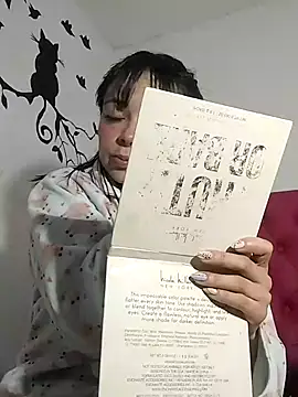 Valentina Squirt- online show from November 20, 2025, 9:20 am