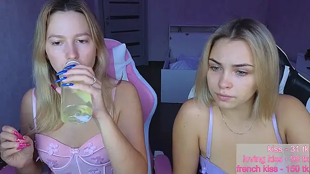 stefany and bettany online show from October 22, 2025, 1:00 pm