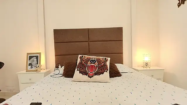 Snapshot of NatashaTaylor chatting on February 2, 2026, 3:33 pm NatashaTaylor online show from February 2, 2026, 3:33 pm