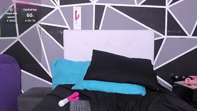 Daye Sky online show from November 2, 2025, 7:22 am