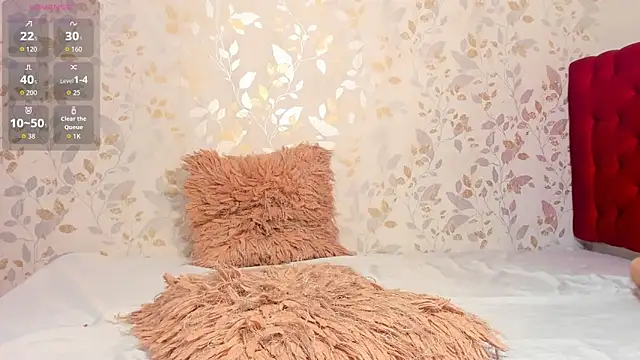 Luciaoregon online show from November 14, 2025, 1:10 pm