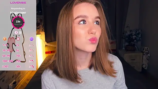 Snapshot of TienKnous chatting on November 6, 2025, 7:15 pm TienKnous online show from November 6, 2025, 7:15 pm