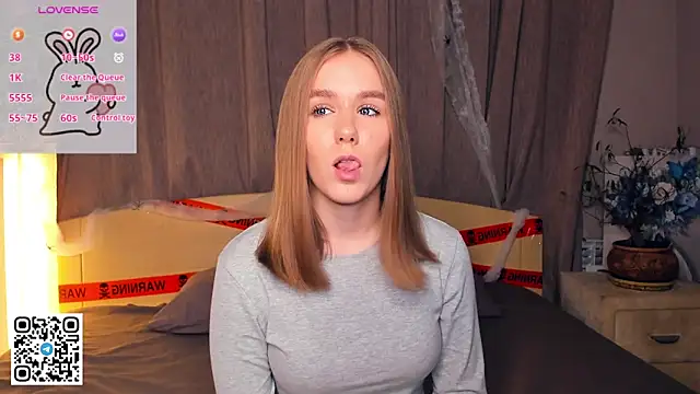 Snapshot of TienKnous chatting on November 14, 2025, 7:12 pm TienKnous online show from November 14, 2025, 7:12 pm