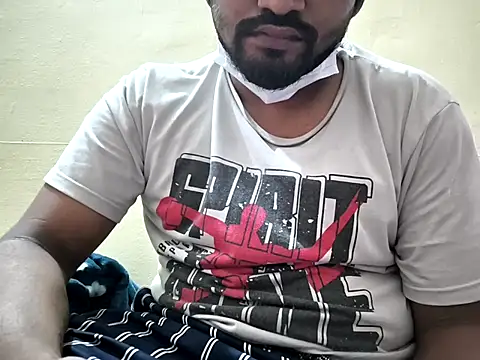 Snapshot of mallu_boy_23 chatting on February 15, 2026, 9:55 pm mallu boy 23 online show from February 15, 2026, 9:55 pm