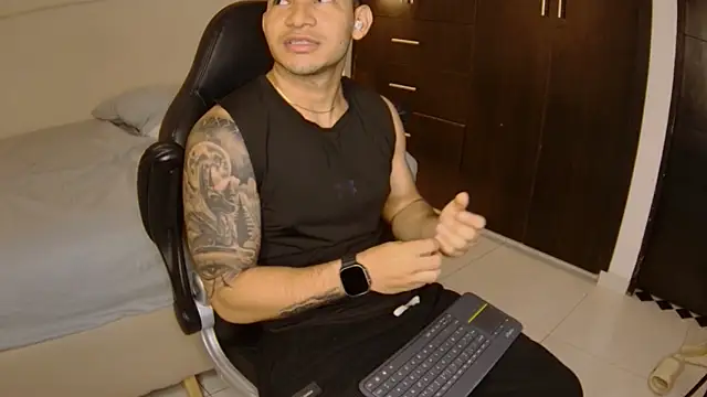 venedic bull online show from February 5, 2026, 3:33 am