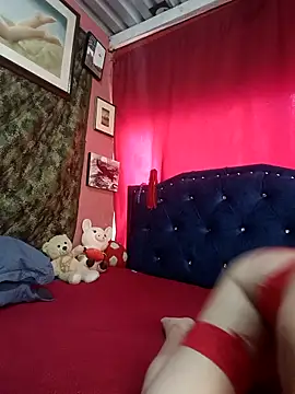 lizethavila online show from February 10, 2026, 7:29 pm