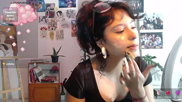 Snapshot of Lia_Carter_ chatting on April 27, 2026, 11:14 pm Lia Carter online show from April 27, 2026, 11:14 pm