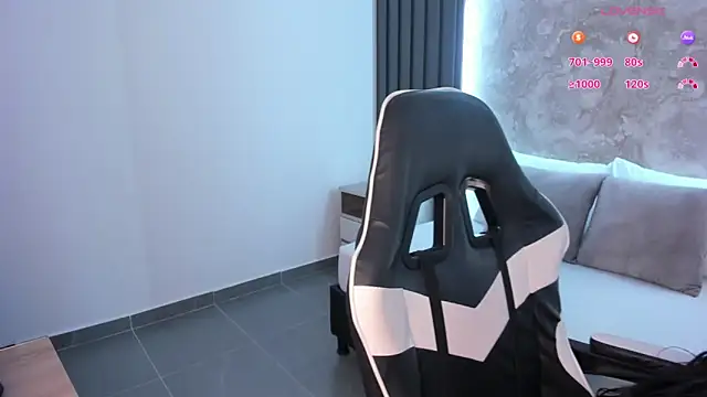 dalia spinters online show from December 19, 2025, 7:32 pm