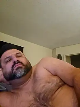 Roddog18 online show from December 5, 2025, 1:31 pm