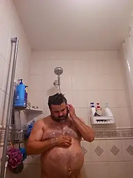 Roddog18 online show from April 1, 2026, 12:33 am