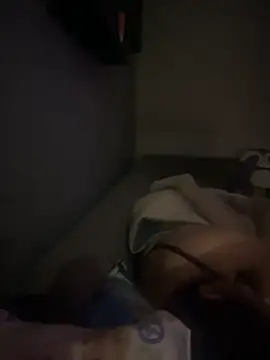 tompet2122 online show from April 2, 2026, 10:51 pm