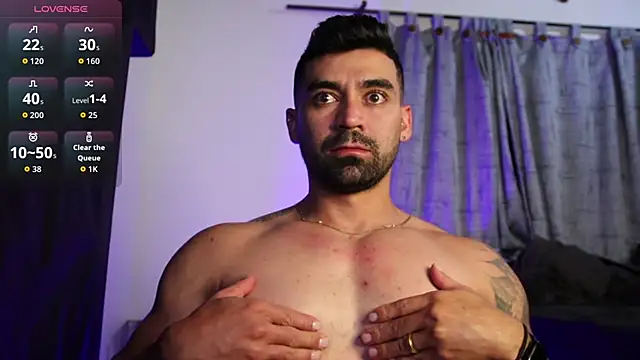 Snapshot of SOY_MIKE chatting on October 30, 2025, 2:35 am SOY MIKE online show from October 30, 2025, 2:35 am