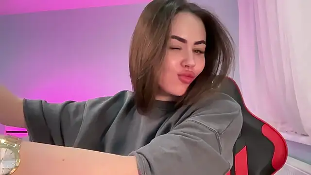 AlmaryKim online show from February 18, 2025, 10:03 pm