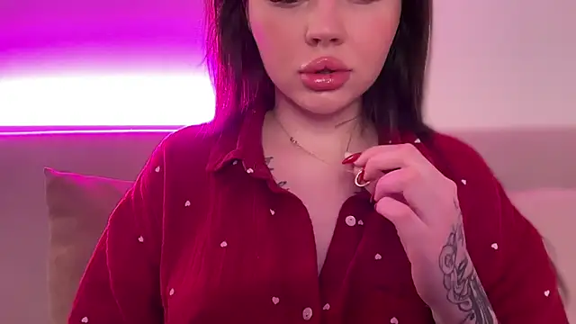 AlmaryKim online show from February 5, 2026, 10:47 pm