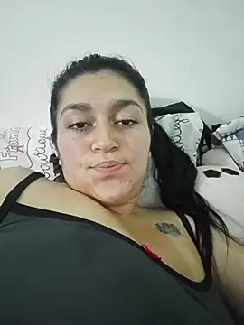 alejitasweet online show from November 2, 2025, 4:59 am