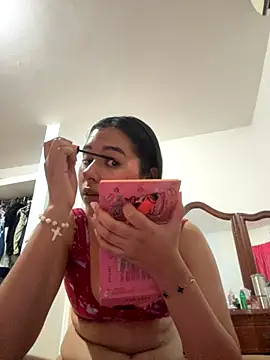 Snapshot of Brianna_bunny05 chatting on October 31, 2025, 2:34 am Brianna bunny05 online show from October 31, 2025, 2:34 am