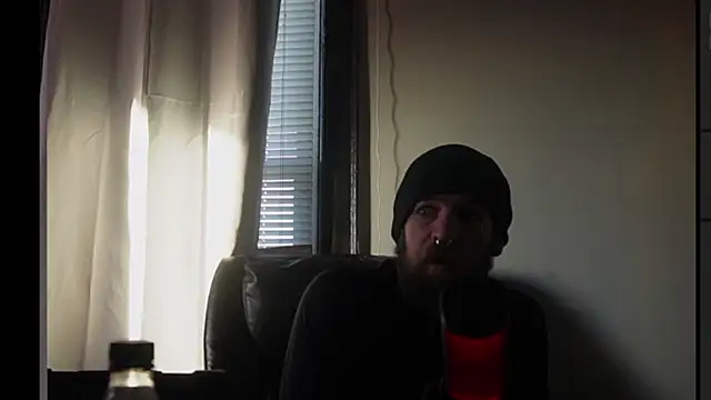 Snapshot of Vox_Personas chatting on December 18, 2025, 10:05 pm Vox Personas online show from December 18, 2025, 10:05 pm