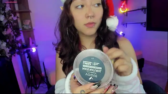 Snapshot of Kora_Red69 chatting on December 4, 2025, 2:15 pm Kora Red69 online show from December 4, 2025, 2:15 pm