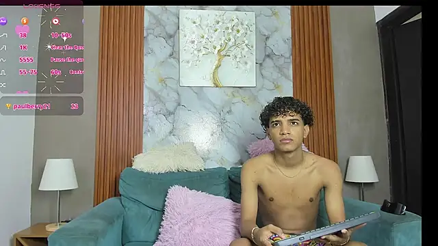 VERY HOT GUYS online show from May 31, 2026, 7:26 am