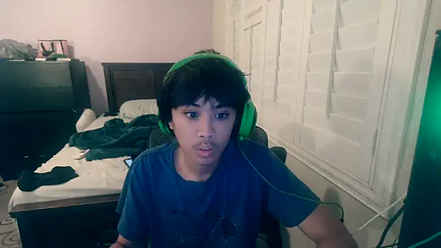 Snapshot of youngasianboy2007 chatting on October 27, 2025, 5:11 am youngasianboy2007 online show from October 27, 2025, 5:11 am