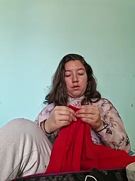 annyaparis online show from October 24, 2025, 4:58 pm