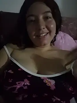 annyaparis online show from December 14, 2025, 11:09 pm