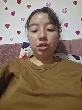 Snapshot of annyaparis chatting on February 26, 2026, 12:09 am annyaparis online show from February 26, 2026, 12:09 am
