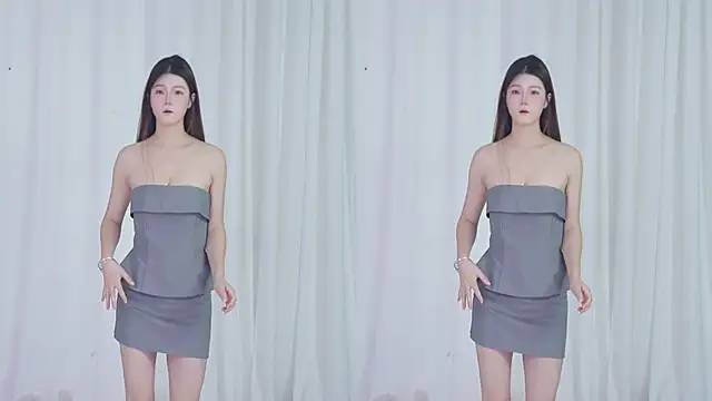 Snapshot of QY-003 chatting on December 15, 2025, 2:05 am QY-003 online show from December 15, 2025, 2:05 am