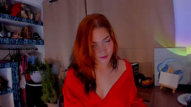 Snapshot of AmaruBloom chatting on December 14, 2025, 10:42 am AmaruBloom online show from December 14, 2025, 10:42 am