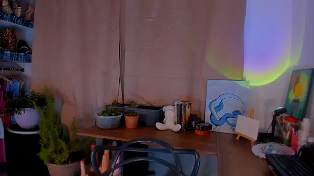 Snapshot of AmaruBloom chatting on December 16, 2025, 6:51 am AmaruBloom online show from December 16, 2025, 6:51 am