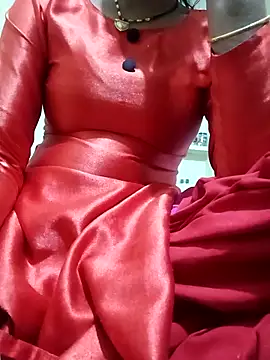 LOVE-VIKA online show from November 28, 2025, 6:21 pm