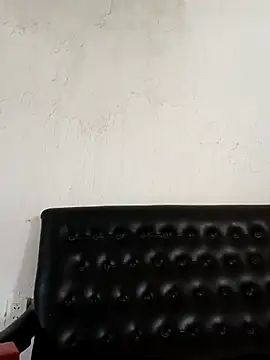 Snapshot of Benditofetiche chatting on November 5, 2025, 4:51 pm Benditofetiche online show from November 5, 2025, 4:51 pm