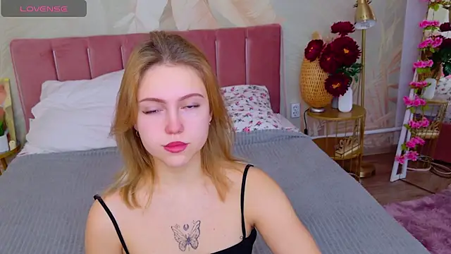 Stellahaart online show from November 26, 2025, 7:20 am