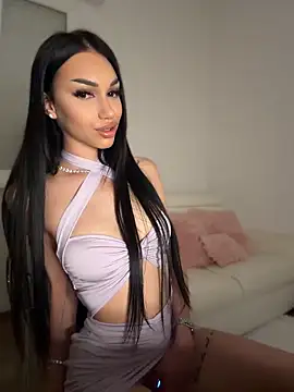 Snapshot of ilariea_girl chatting on May 4, 2026, 9:00 pm ilariea girl online show from May 4, 2026, 9:00 pm