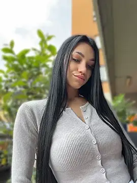 Snapshot of ilariea_girl chatting on May 13, 2026, 2:25 pm ilariea girl online show from May 13, 2026, 2:25 pm