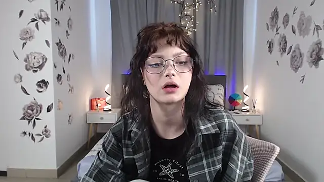 MileyRood online show from October 3, 2025, 11:35 pm