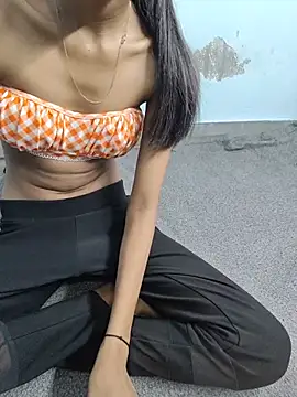Unique girls90 online show from July 14, 2026, 5:12 am